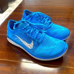 Nike Women’s Flynit